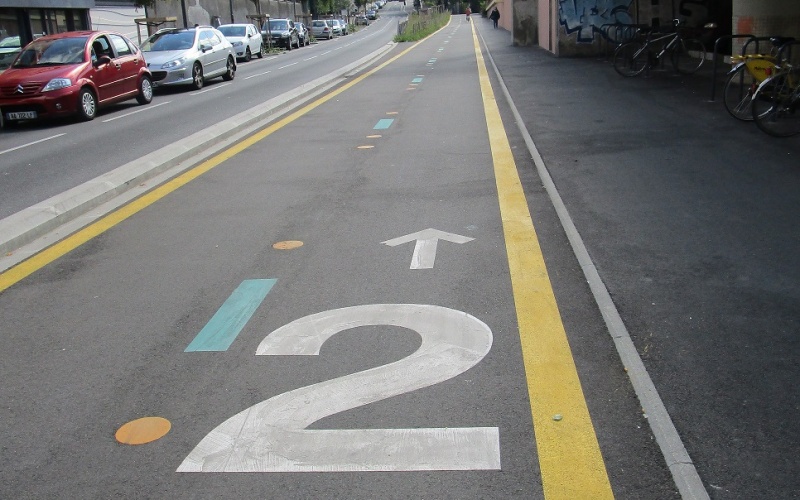 Grenoble-Alpes Métropole s’équipe de la première « autoroute à vélo » française