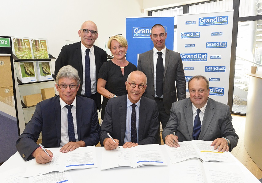 Le Grand Est signe le 1er contrat de la filière bois de France