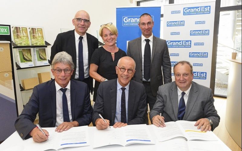 Le Grand Est signe le 1er contrat de la filière bois de France