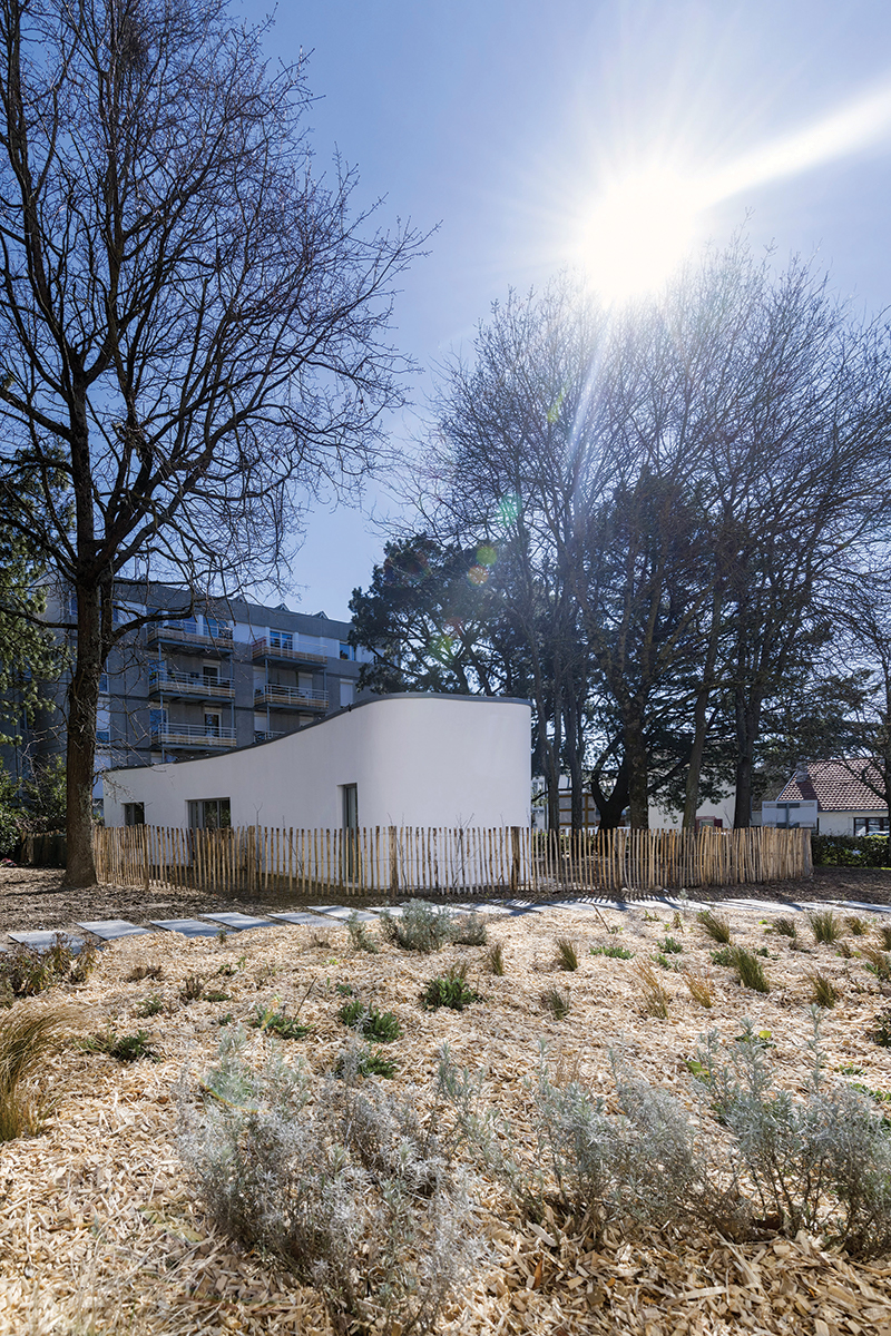 La maison fabriquée avec une imprimante 3D est sortie de terre
