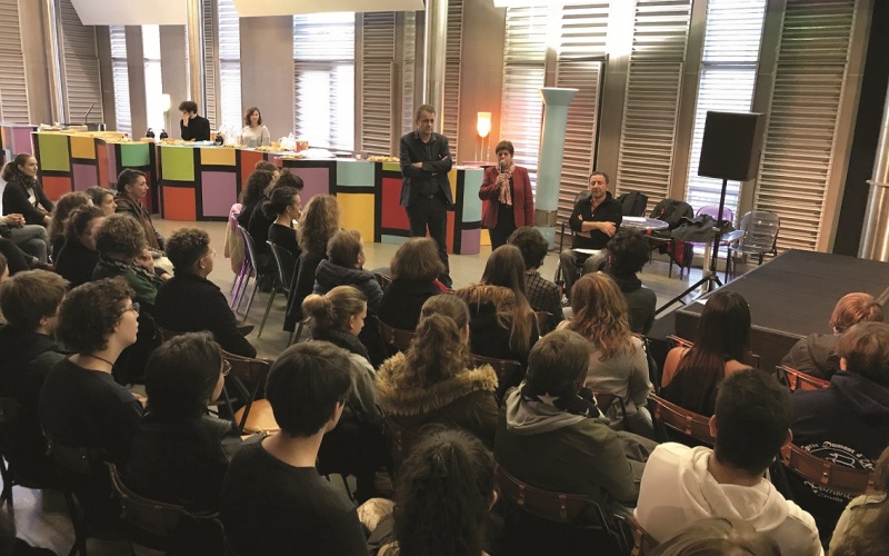 CAEN LA MER : DES LYCÉENS PROMUS JEUNES AMBASSADEURS DE LA CULTURE