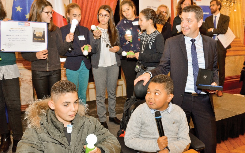 Accessibilité : Un jardin et des jeux pour tous