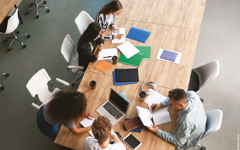 Avec la digitale académie, l'université vient aux élèves